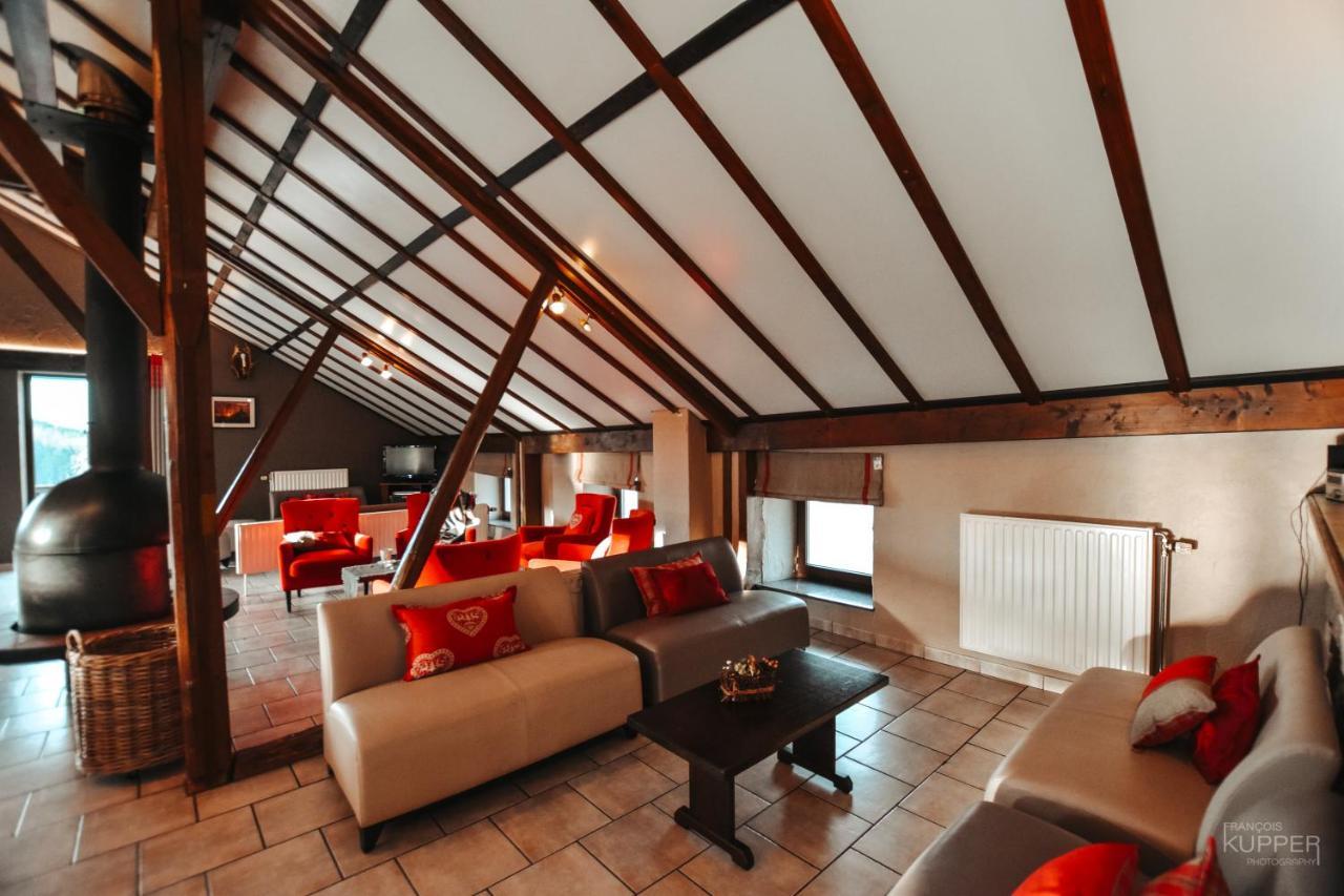 Le Vieux Sanglier - 41 Pers - Malmedy Villa Eksteriør bilde